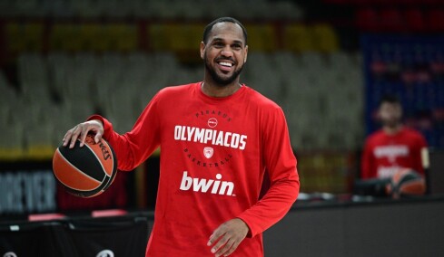 Ολυμπιακός: Δήλωσε τον Μόντε Μόρις στην Basket League 