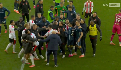 Χαμός στην Championship: Ο Φρανκ Λάμπαρντ «άναψε φωτιές» και προκάλεσε γενική σύρραξη στο Σαουθάμπτον, δείτε βίντεο
