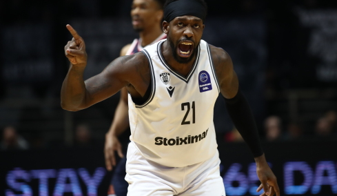 ΠΑΟΚ: Οι πρώτοι πόντοι του Μπέβερλι με τη φανέλα του Δικεφάλου, βίντεο 