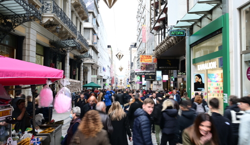 Έξαρση ιώσεων στις γιορτές με ιδιαίτερα μεταδοτική υποπαραλλαγή της γρίπης Α
