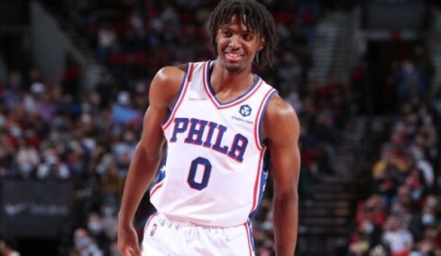 Οι Σίξερς χάλασαν τη γιορτή των Νικς, οι Μπουλς «άλωσαν» το Κλίβελαντ
