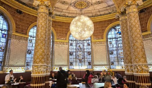 5 ξεχωριστά café σε διάσημα μουσεία και ενδιαφέρουσες γκαλερί του Λονδίνου
