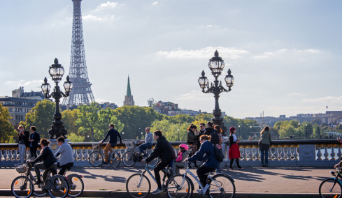 Τέλος τα ποδήλατα: H ευρωπαϊκή πρωτεύουσα που απαγορεύει τη χρήση τους σε πεζόδρομους