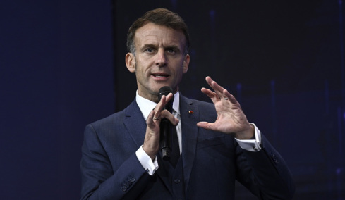 «Νεοαποικιακή επιθετικότητα»: Αιχμές του Μακρόν στις ΗΠΑ που «απομακρύνονται προοδευτικά από ορισμένους συμμάχους»