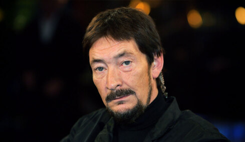 Πέθανε ο τραγουδιστής Κρις Ρία σε ηλικία 74 ετών