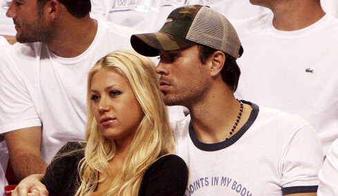 Η νέα καθημερινότητα της Άννας Κουρνίκοβα: Πώς η σούπερ σταρ του τένις αποσύρθηκε στα 21 της για να έχει μια ήσυχη ζωή με τον Ενρίκε Ιγκλέσιας