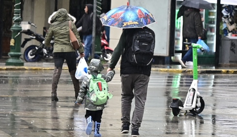 Οι τρεις περιοχές της Αττικής με τα μεγαλύτερα ύψη βροχής, δεκάδες κλήσεις δέχθηκε η πυροσβεστική