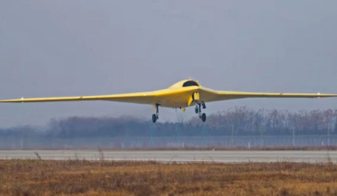 Η Κίνα δοκιμάζει το νέο της stealth drone: Φτάνει τα 925 χλμ./ώρα!