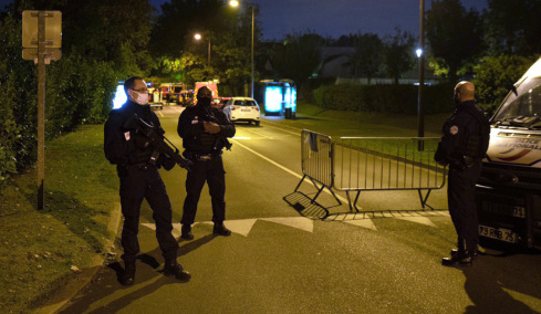 Επίθεση με μαχαίρι στο μετρό του Παρισιού – Τρεις γυναίκες τραυματίες, συνελήφθη ο δράστης