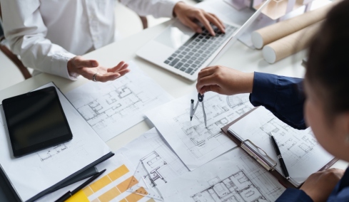 Αγώνας δρόμου για τα πολεοδομικά σχέδια: Πίεση για να μην χαθούν τα 200 εκατ. ευρώ από το Ταμείο Ανάκαμψης