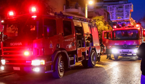 Υπό έλεγχο η φωτιά που ξέσπασε σε πολυκατοικία στην Αλεξάνδρεια Ημαθίας - Ζημιές σε τέσσερα διαμερίσματα