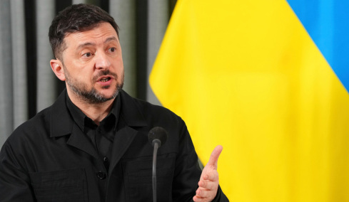 Σε δημοψήφισμα θέλει να βάλει ο Ζελένσκι το ειρηνευτικό σχέδιο Τραμπ: Καλεί τη Ρωσία να συμφωνήσει σε 60ήμερη εκεχειρία, για να στηθούν κάλπες