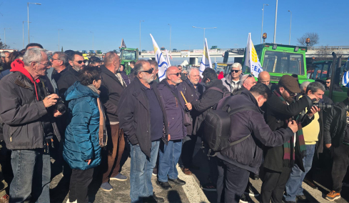 Κλιμάκωση κινητοποιήσεων αποφάσισαν οι αγρότες: Έκλεισαν η αερογέφυρα της Νίκαιας και τα Μάλγαρα προς Αθήνα, αναλυτικά οι κυκλοφοριακές ρυθμίσεις