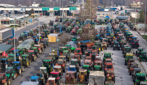 Πρωτοχρονιά στα μπλόκα για τους αγρότες: Κλείνει στις 12:00 το ρεύμα προς Αθήνα στην Εθνική Οδό