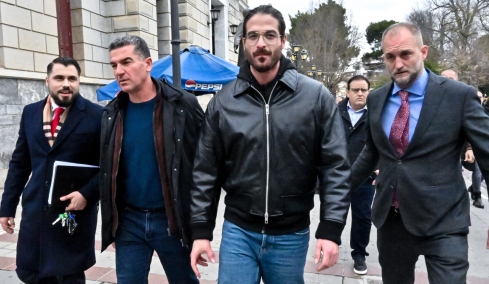 Άρης Μουγκοπέτρος: «Ήταν στημένη υπόθεση για να μείνει κρατούμενος» λέει συγγενής του μουσικού