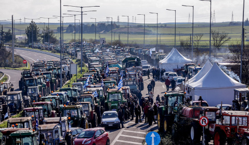 Διχασμός στο ενιαίο μέτωπο των αγροτών: Ποια μπλόκα καλούν σε σύμπλευση για διάλογο με την κυβέρνηση, τι δηλώνουν οι συνδικαλιστές - Βίντεο