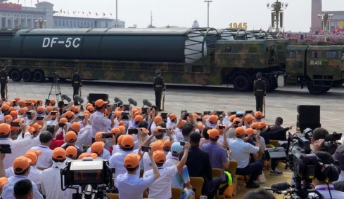 Πόσο κοντά σε μια πυρηνική κρίση βρίσκεται ο πλανήτης; Η Κίνα με τις 100 νέες κεφαλές ετησίως, η εκπνέουσα Συνθήκη «New Start» και οι απειλές Ρωσίας-ΗΠΑ