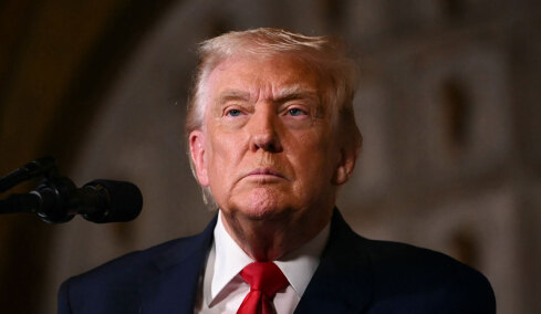 Ο Τραμπ μίλησε για το πρώτο χερσαίο αμερικανικό πλήγμα κατά των ναρκωτικών στη Λατινική Αμερική: Εξουδετερώσαμε μια μεγάλη εγκατάσταση