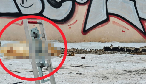 Κατάκοιτη και με άνοια η γυναίκα που μαχαίρωσε ο 74χρονος σύζυγός της στου Γκύζη πριν πέσει στο κενό