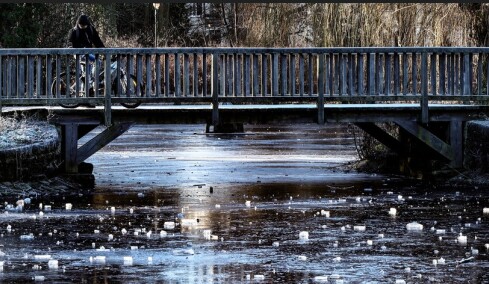 Γερμανία: Οι πιο κρύες γιορτές εδώ και 15 χρόνια, υπερπλήρη τα επείγοντα λόγω πτώσεων στον πάγο