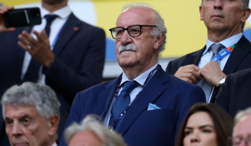 Ούτε Πελέ ούτε Μαραντόνα: Ο «Μαδριλένος» Βιθέντε Ντελ Μπόσκε επιλέγει τον Μέσι για GOAT