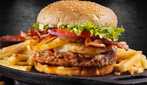 Το 2025 ήταν η χρονιά του burger – Οι 6 διευθύνσεις που ξεχωρίσαμε
