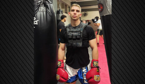 Ποιος είναι ο Γιάννης Τσουκαλάς, ο Έλληνας kickboxer που δέχτηκε άγρια επίθεση στη Σερβία, δείτε βίντεο