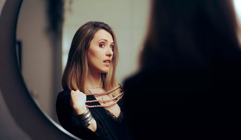 Από το αφεντικό μέχρι τον… αδελφό φυλαχτείτε από 5 συχνούς τύπους νάρκισσων