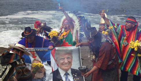 Τι προέβλεψαν Περουβιανοί σαμάνοι για το 2026: Ασθένεια Τραμπ, πτώση Μαδούρο και τέλος του πολέμου στην Ουκρανία