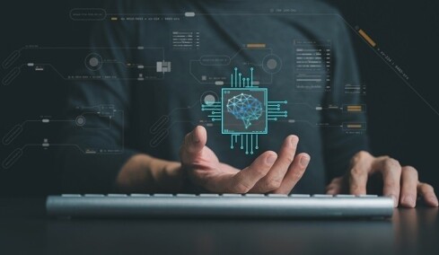 Ποιοι όμιλοι επενδύουν σε εταιρείες πληροφορικής: Τα deals, τα σχέδια και οι νέες κινήσεις