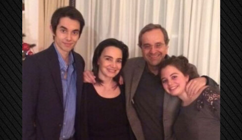 Η συγκινητική ανάρτηση του Κώστα Σαμαρά για την αδελφή του Λένα: «Για εμάς είσαι πάντα εδώ»
