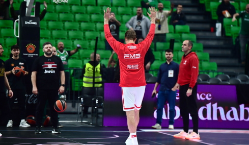 «Αποθεώθηκε» από τον κόσμο του Παναθηναϊκού και ανταπέδωσε ο εύστοχος Βεζένκοφ, βίντεο 