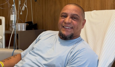 Εξιτήριο για τον Ρομπέρτο Κάρλος: «Δεν έπαθα έμφραγμα, είμαι καλά»
