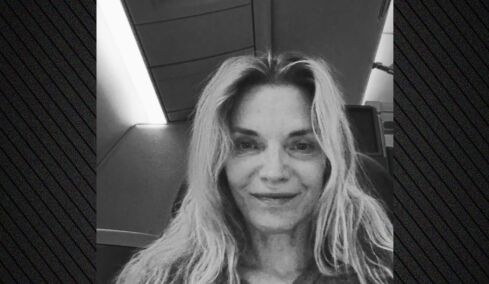 Η Μισέλ Φάιφερ ποζάρει χωρίς μακιγιάζ στα social media