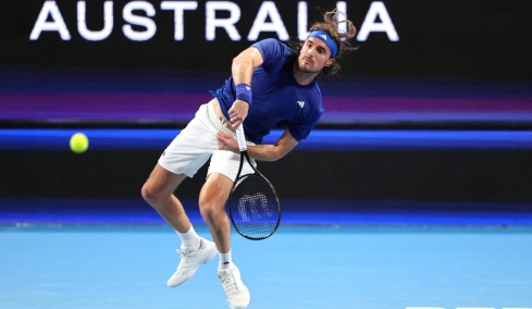 Με πολύ καλή εμφάνιση Τσιτσιπάς κέρδισε 2-0 τον Μοτσιζούκι στο United Cup