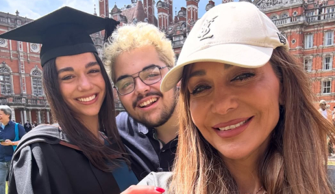 Η Δέσποινα Βανδή ανέβασε φωτογραφία μαζί με τα παιδιά της, Μελίνα και Γιώργο Νικολαΐδη