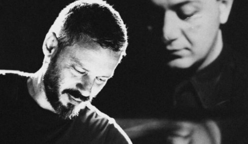 Αλκίνοος Ιωαννίδης: Ερμηνεύει Χατζιδάκι στο Μέγαρο Μουσικής Θεσσαλονίκης με τις "ευλογίες" του γιου του