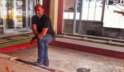 Οι φωτογραφίες που «καίνε» τους ιδιοκτήτες του μπαρ στο Κραν Μοντανά: Στο μικροσκόπιο για ανθρωποκτονία εξ αμελείας