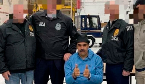 Ο Μαδούρο ενώπιον της δικαιοσύνης των ΗΠΑ: Η διαδρομή από το κελί στο δικαστήριο και οι απειλές Τραμπ προς Κολομβία, Μεξικό και Γροιλανδία