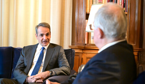 Ο Μητσοτάκης λέει ναι στις αλλαγές στο Σύνταγμα, η αντιπολίτευση; Στο επίκεντρο ο νόμος περί ευθύνης υπουργών και η κατάργηση της μονιμότητας