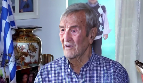 Γιάννης Βογιατζής για τα 100ά γενέθλιά του: Έχω ενέργεια για ζωή, είναι η αντίδρασή μου στο πέρασμα του χρόνου
