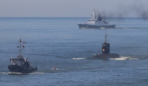 Αμερικανοί κομάντος κατέλαβαν τάνκερ από τη Βενεζουέλα μετά από κυνηγητό δύο εβδομάδων, στην περιοχή ρωσικά πολεμικά