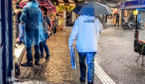 Καιρός: Σε «κόκκινο συναγερμό» περιοχές της Δυτικής Ελλάδας, ισχυρές βροχές και θυελλώδεις άνεμοι έως την Πέμπτη 