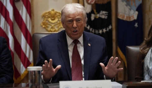 Ο Τραμπ διατάσσει αποχώρηση των ΗΠΑ από 66 διεθνείς φορείς, εκτός λίστας ο Διεθνής Ναυτιλιακός Οργανισμός