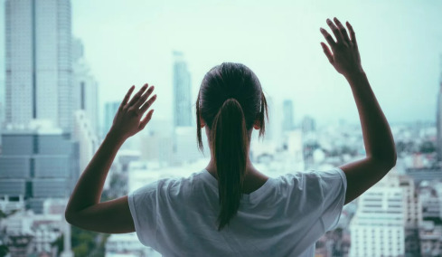 Οι ρύποι στον αέρα που αναπνέουμε αυξάνουν δραματικά τον κίνδυνο κατάθλιψης