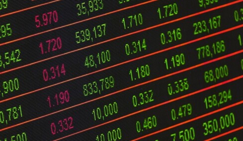 JP Morgan: Ο STOXX θα αναβαθμίσει την Ελλάδα φέτος – Ποιες μετοχές θα δουν σημαντικές εισροές