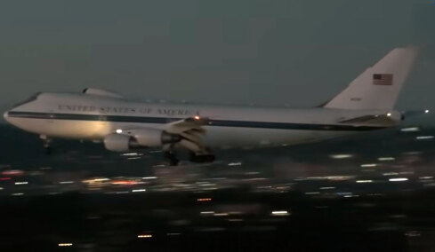 Το «Doomsday Plane» απογειώθηκε και πυροδότησε σενάρια πυρηνικού ολέθρου: Τι μπορεί να σημαίνει η πτήση του «Αεροπλάνου της Αποκάλυψης», βίντεο