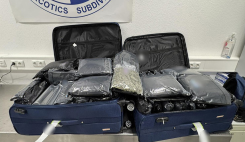 Συνελήφθησαν τρεις Αμερικανίδες που ταξίδευαν από το «Ελ.Βενιζέλος» στο Μιλάνο, είχαν στις βαλίτσες τους 72 κιλά κάνναβης
