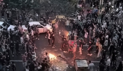 Πλήρη ψηφιακό αποκλεισμό του Ιράν επιβάλει το καθεστώς: Μπλόκαρε και το Starlink με παρεμβολές