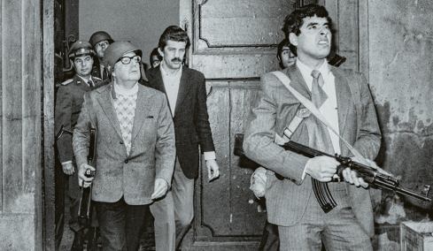 Η αιματοβαμμένη Λατινική Αμερική, οι επαναστάσεις, οι δικτατορίες: Από τον Μπολιβάρ και τους Σαντινίστας στον Μοράλες, τον Τσάβες και τον Μαδούρο